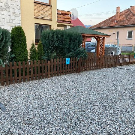 Apartmany Za Rohom Липтовски-Микулаш Экстерьер фото