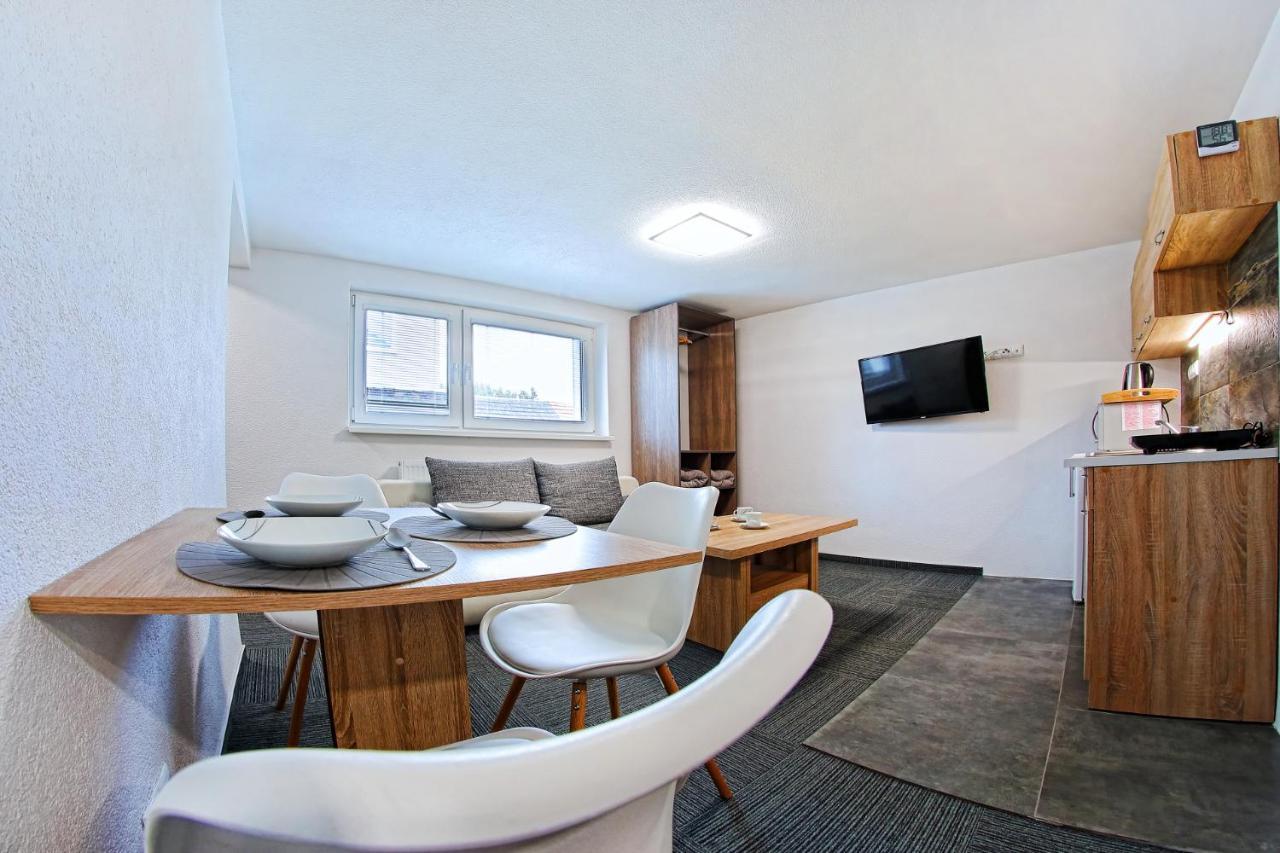 Apartmany Za Rohom Липтовски-Микулаш Экстерьер фото