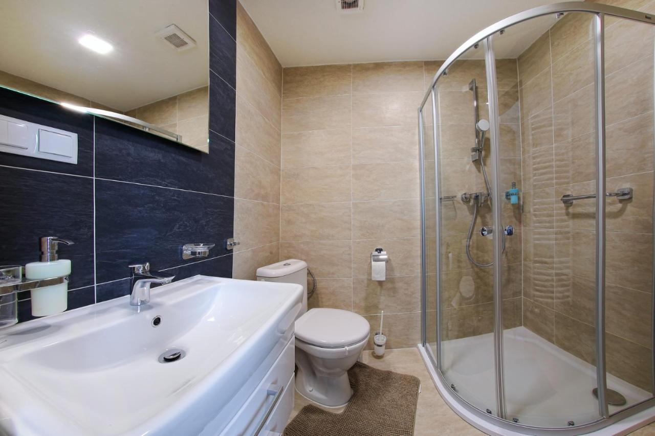 Apartmany Za Rohom Липтовски-Микулаш Экстерьер фото