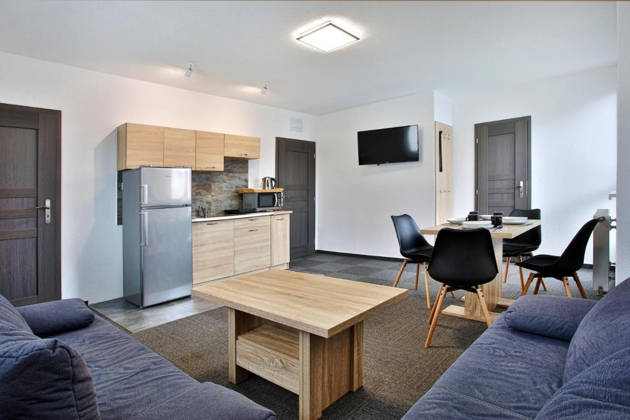 Apartmany Za Rohom Липтовски-Микулаш Экстерьер фото